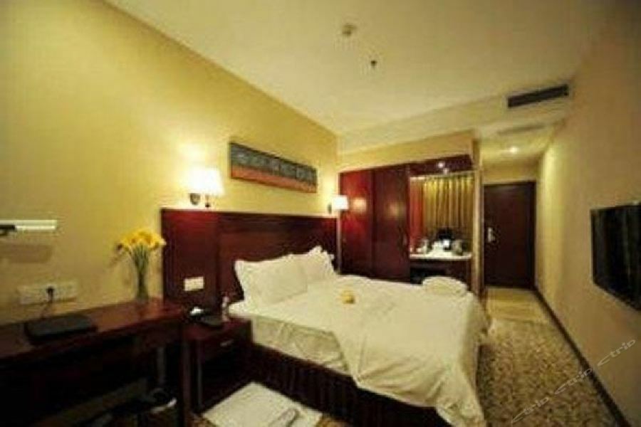 Chonpines Hotel Аншунь Экстерьер фото